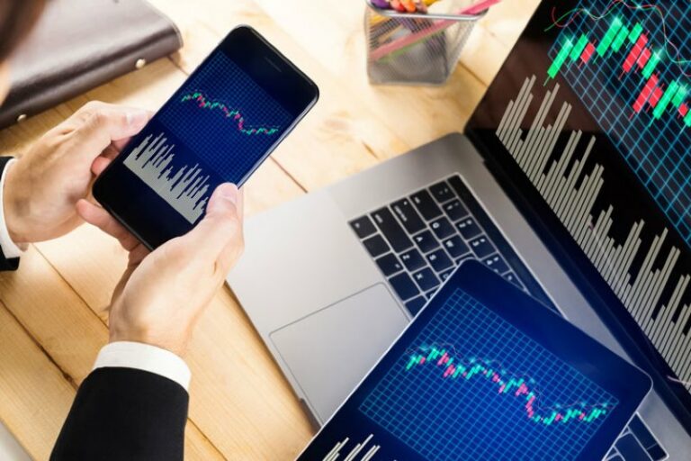 DCA là gì? Từ A - Z Về DCA Cho Người Mới Bắt Đầu