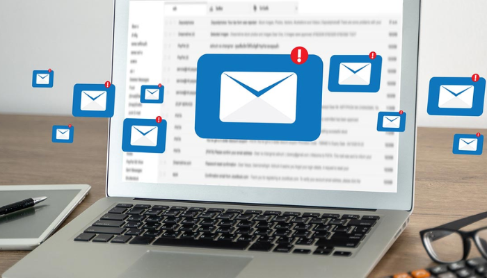 Webmail đảm nhận những chức năng gì?